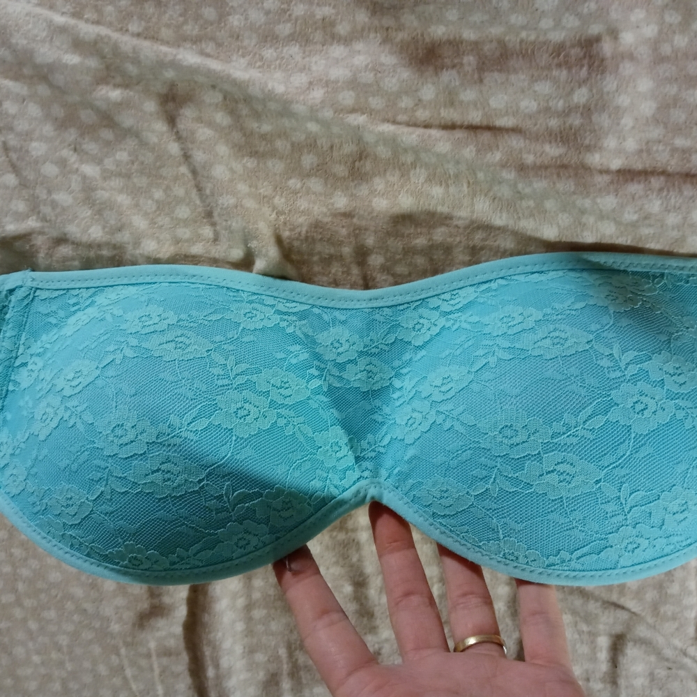 Brand new pink strapless bra